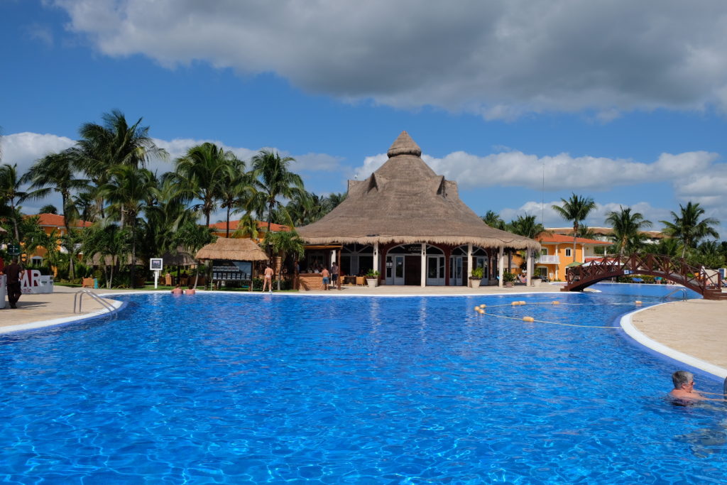 Travel Blog Post: Is the All-Inclusive Worth it in Riviera Maya? - ChiVeg