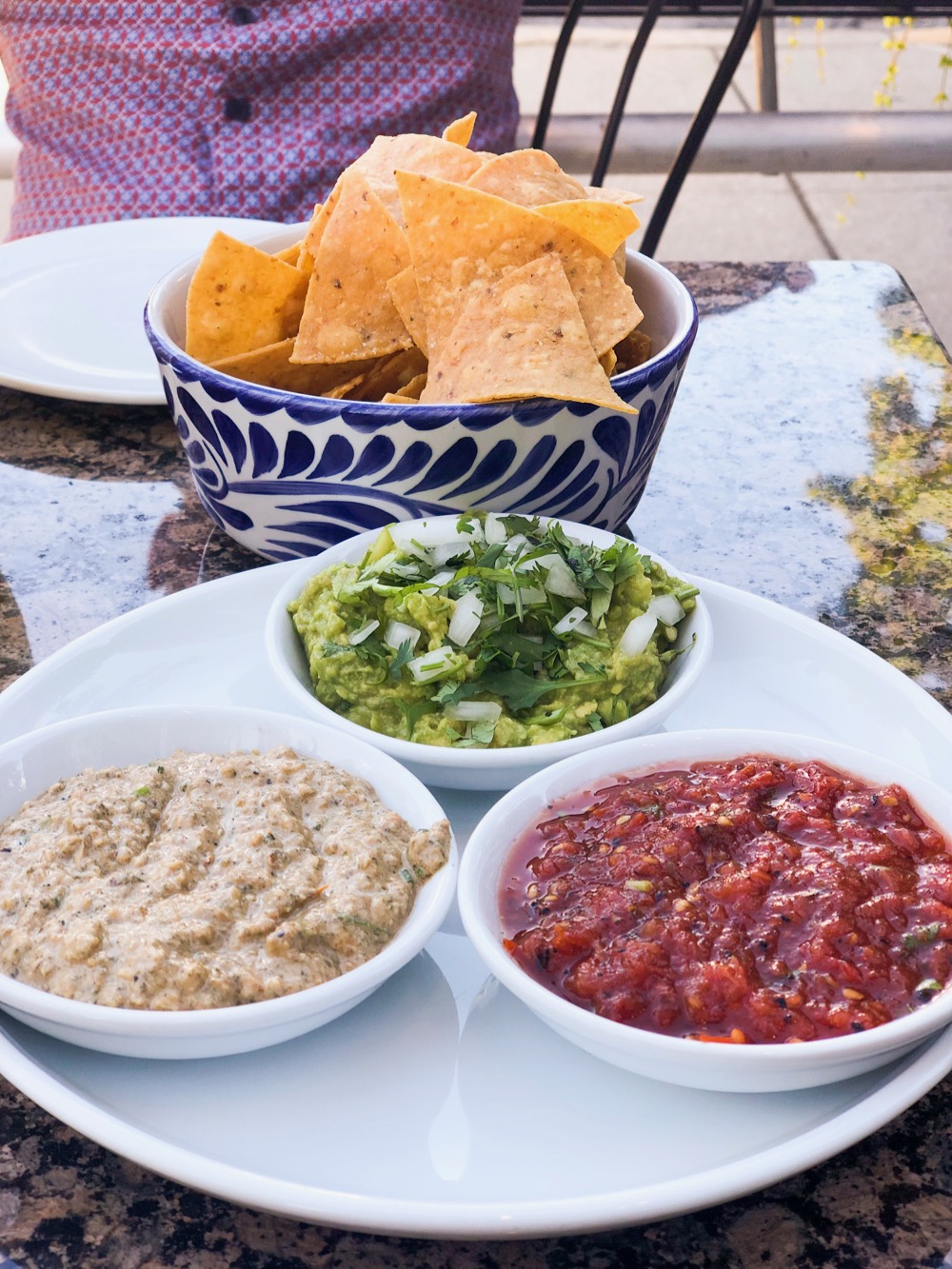 Dos Urban Cantina's amazing chips and dips