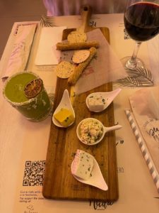 An enticing vegan spread from Pura Vida, a restaurant in Colombia that Ian went to during his travels.